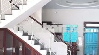 Nhà 1 trệt 1 lầu hẻm 153 bình thành BHH B bình tân