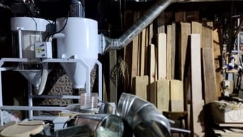 Công ty nội thất Phong cách Công nghiệp tuyển thợ mộc gỗ tự nhiên.