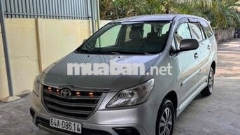 Toyota Innova 2.0E đời 2015 xe đẹp
