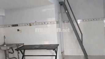 CHO THUÊ P GIÁ RẺ CÓ GÁC - MÁY LẠNH - CỌC ÍT