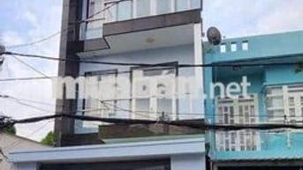 Bán nhà 4 tầng trung tâm Nhà Bè