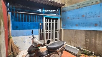 Chỉ nhỉnh 5 tỷ , 4.3 x 9 Hẻm Xe Hơi thông ,Khuông Việt - Tân Phú .