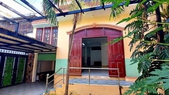 NHÀ XÂY 4 TẦNG ĐƯỜNG NGUYỄN HỮU CẢNH BÁN 16 TỶ