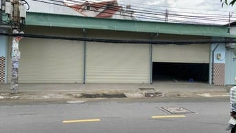 Căn góc 2 mặt tiền 700m2 cần bán