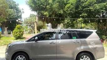 Toyota Innova 2018 Nâu vàng Số sàn