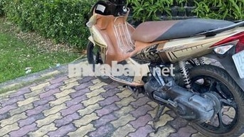 Yamaha No4 màu Vàng đồng