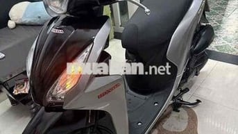 Honda Vision 218 xe đẹp liền lạc máy móc zin êm