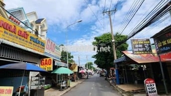 Bán đất măt kinh doanh đương đỗ tấn phong di an