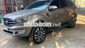 Ford Everest 2020 Titanium 2.0L 4x4 AT - chính chủ