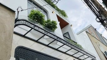 Nhà 50m2 Hậu Giang,Tân Bình: Giá 2.15 Tỷ – Cho thuê 12 Triệu/Tháng SHR