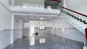 Nhà mới 100% 3 phòng 3 máy lạnh KDC Nam Long