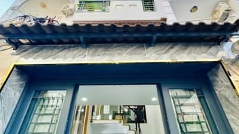 Bán nhà sát mặt tiền đẹp lung linh Thích Quảng Đức p5 Phú Nhuận 