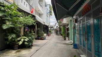 Bán nhà 4 tầng đúc BTCT hẻm . Đường Hòa Bình, P.5, Q.11. 4,1m x 11m.