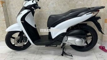 SH 125 xe ý số 501 đời 2012 trắng đen 43C1-740.80