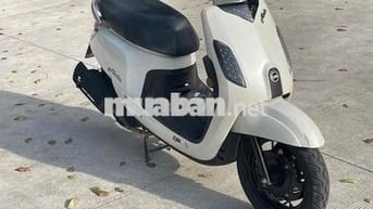 SYM Abela 2018 màu Trắng