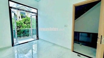 Cho THUÊ nhà nguyên căn 1 trệt 3 lầu mới hoàn thiện đường Nguyễn Du, p