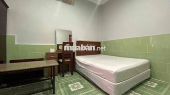 Cho thuê căn hộ 40m2 nội thất đầy đủ,4triệu gần ngã 6 Chùa Bà