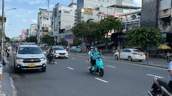 NHÀ GẦN ĐƯỜNG NGUYỄN GIA TRÍ 223M PHƯỜNG 25 