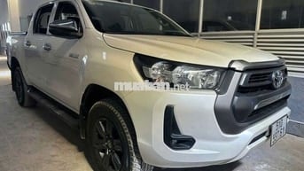 ​[BÁN TẢI LƯỚT] TOYOTA HILUX 2.4 4x2 AT 2021 Trắng