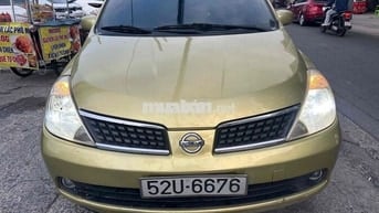 Nissan Tiida Vàng đồng 5 chỗ Số tự động
