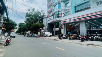 BÁN NHÀ ĐƯỜNG D5 GẦN NGUYỄN GIA TRÍ ( D2 cũ )GIÁ 15.9 TỶ