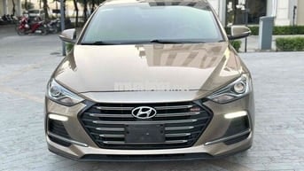 Hyundai Elantra 2019 1.6AT Sport - 80000 km