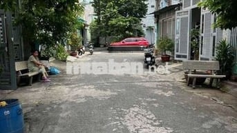 Nhà hẻm xe hơi Phan Huy Ích p14 dt 4.1x13.5m 2 lầu 3pn