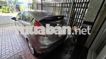 Ford Fiesta 2017 Xám 87436 km