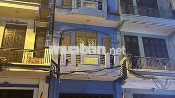 Chính chủ cho thuê nhà 54m2x 5 tầng, đường Nguyễn Cảnh dị, Hoàng Mai