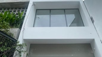 NHÀ MỚI ĐẸP 5PN,4WC – ĐỐI DIỆN CITYLAND, EMART PHAN VĂN TRỊ – 7.9 TỶ