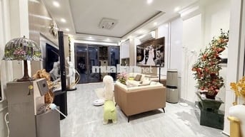 Lô góc, KD, gara, sổ nở hậu,nhà ngõ 71 Nguyễn An Ninh, mặt tiền hơn 5m