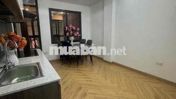 Bán CCMN Mới Thoáng Đẹp - Hào Nam, Cát Linh Ga Tầu Điện