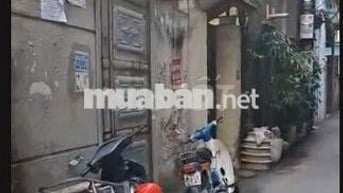 Cho thuê nhà c4 đầu đuong Cổ Nhuế