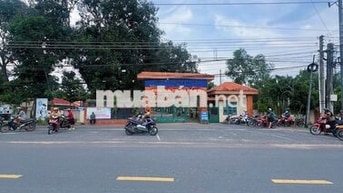 Bán đất thổ cư ngay trường học ở xã An Long- TPHCM,250tr/580tr bao sổ