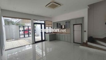 NHÀ LÊ VĂN DUYỆT - 5 PN - VỪA Ở VỪA LÀM VP