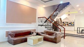 🇻🇳CHO THUÊ 4 TẦNG FULL NỘI THẤT GẦN BIỂN