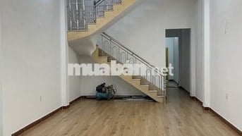 Cho thuê nhà mặt tiền đường Lê Văn Hiến, gần bv 600 giường