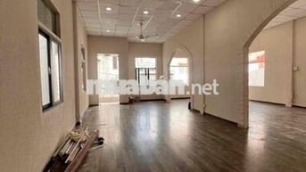 💥💥💥 Cho thuê nhà nguyên căn kinh doanh Nguyễn Trãi Q1