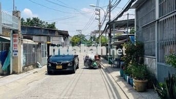 Nhà cấp 4 cũ tại Lê Văn Lương - Phước Kiển. Shr hỗ trợ bank