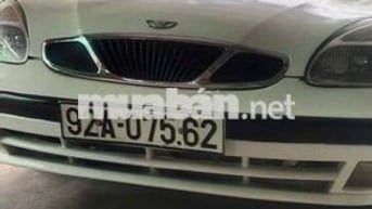 DAEWOO NUBIRA II 2001 Trắng