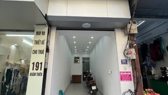 Chính chủ cho thuê mặt bằng tầng 1 phố Khâm Thiên, DT 30m2, 10triệu/th