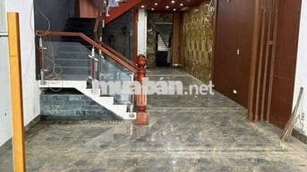 TOÀ NHÀ 5 TẦNG ĐƯỜNG 10M5 HỒ QUÝ LY, 6PN, 6WC, GẦN CHỢ, GẦN BIỂN