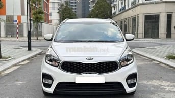 Kia Rondo 2020 máy xăng, số sàn màu trắng
