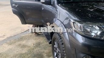 Toyota Fortuner 2016 2.4G 4x2 MT - 150000 km