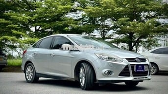 Ford Focus 2013 Bạc , bảo hành chính hãng