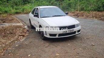 Mitsubishi Lancer 2000 GLXI 1.6 MT - 580000