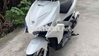 Cần bán ab 2016 máy zin 1 chủ hìh thức đẹp