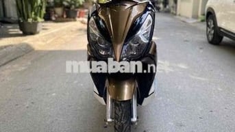 Honda Air Blade zin cả xe đẹp như hình