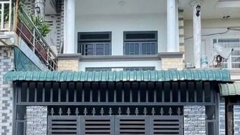 Nhà ngay đường Trần Văn Kiểu-Quận 6 giá 1Tỷ850 đường hẻm xe hơi 4,5m