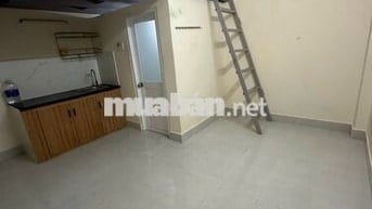 PHÒNG DUPLEX – LẦU 2 – MÁY LẠNH – CHỈ 3.700.000đ